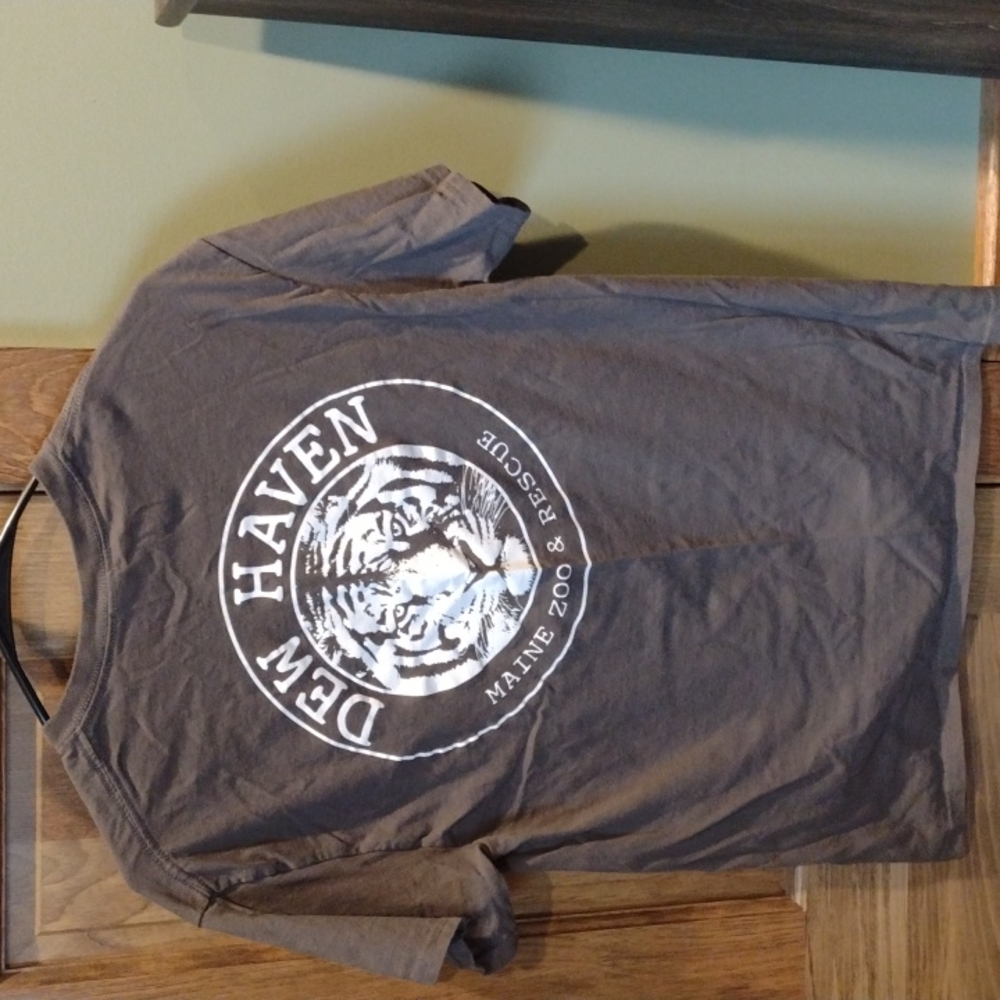 Maine Zoo T shirt, DEW Haven Zoo, Gray, Size Small